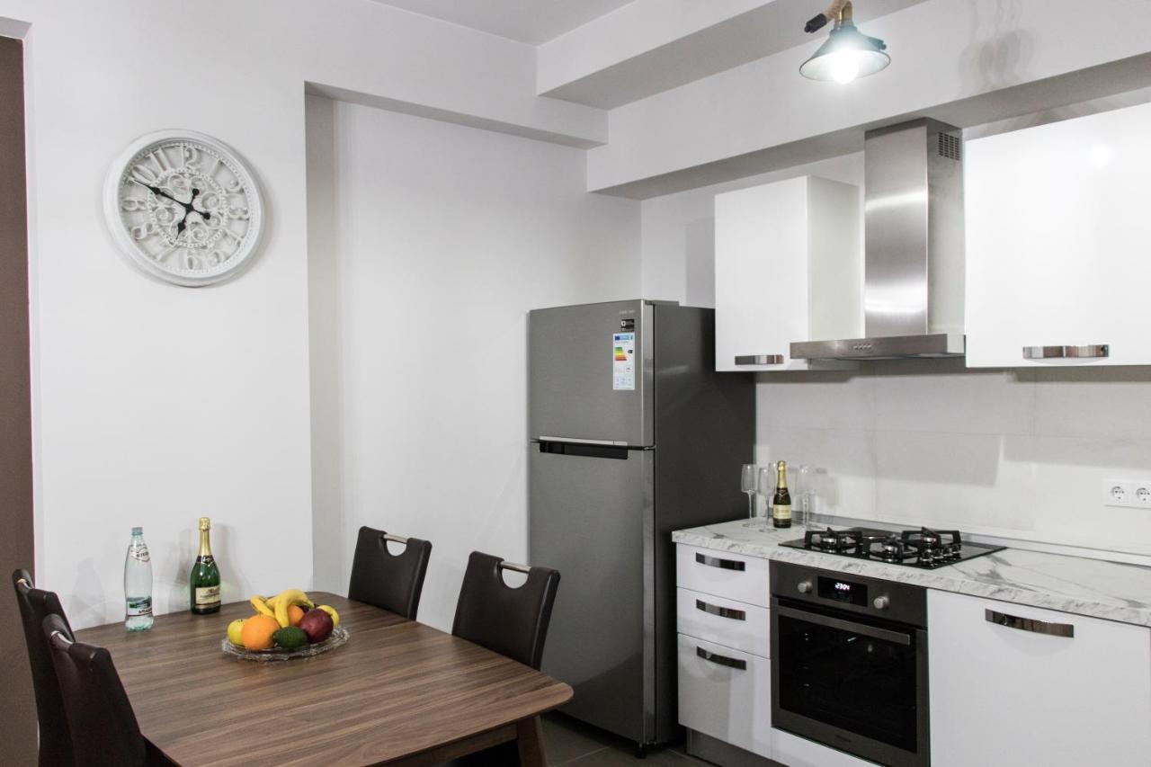 7Th Heaven Apartment In Central Tbilisi Buitenkant foto